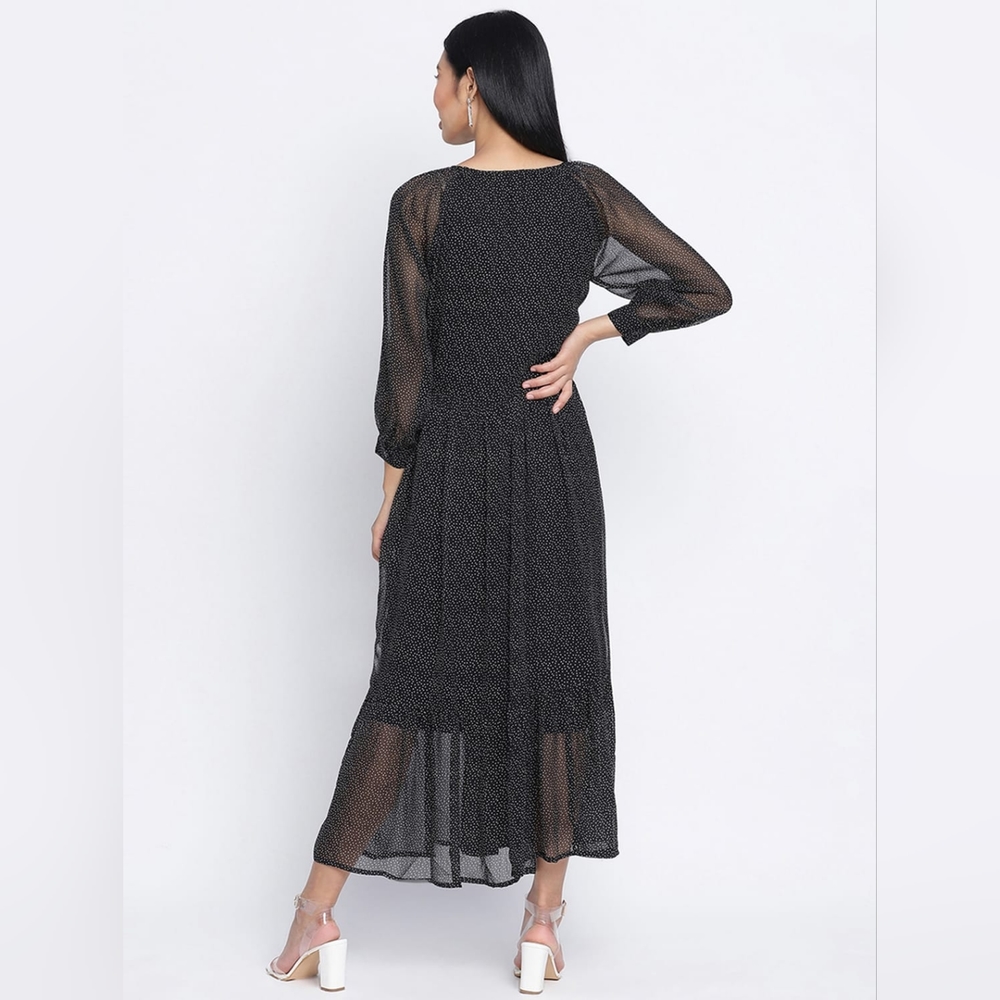 Estella: Black Maxi Dress - Picture 2 of 4